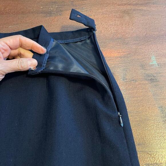 Pendleton Vintage Women’s 100% Virgin Wool Skirt Made in USA Size 12 - Picture 4 of 11